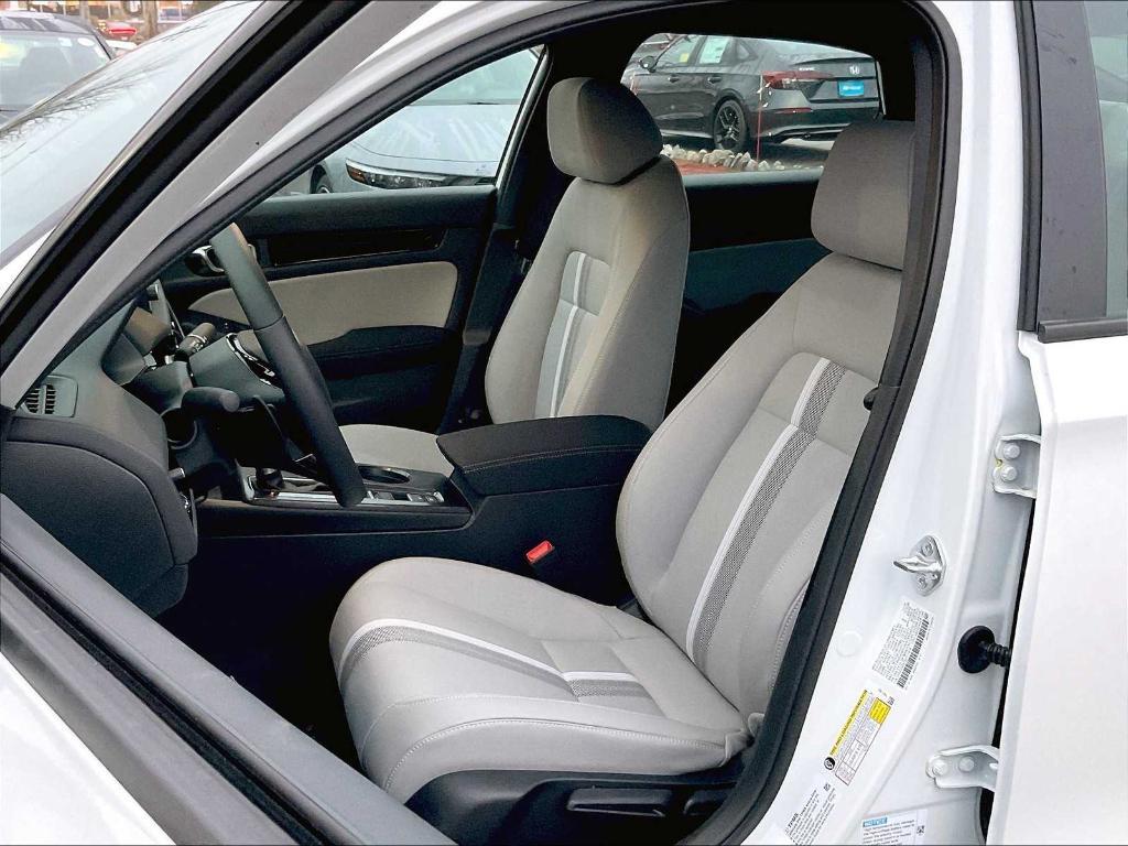 new 2025 Honda Civic Hybrid car, priced at $30,555