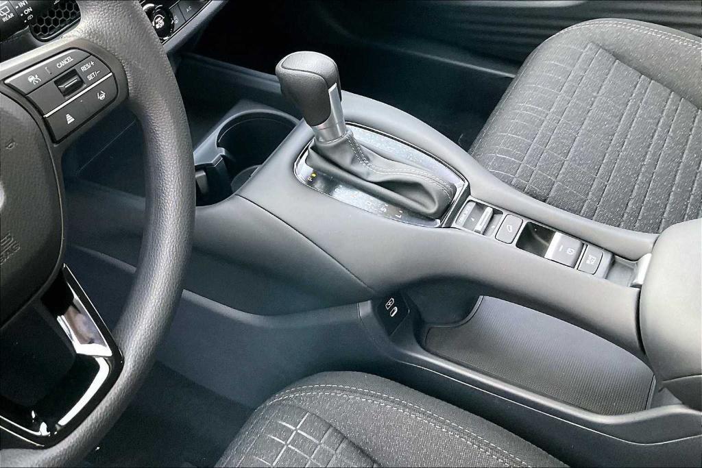 new 2025 Honda HR-V car, priced at $28,750