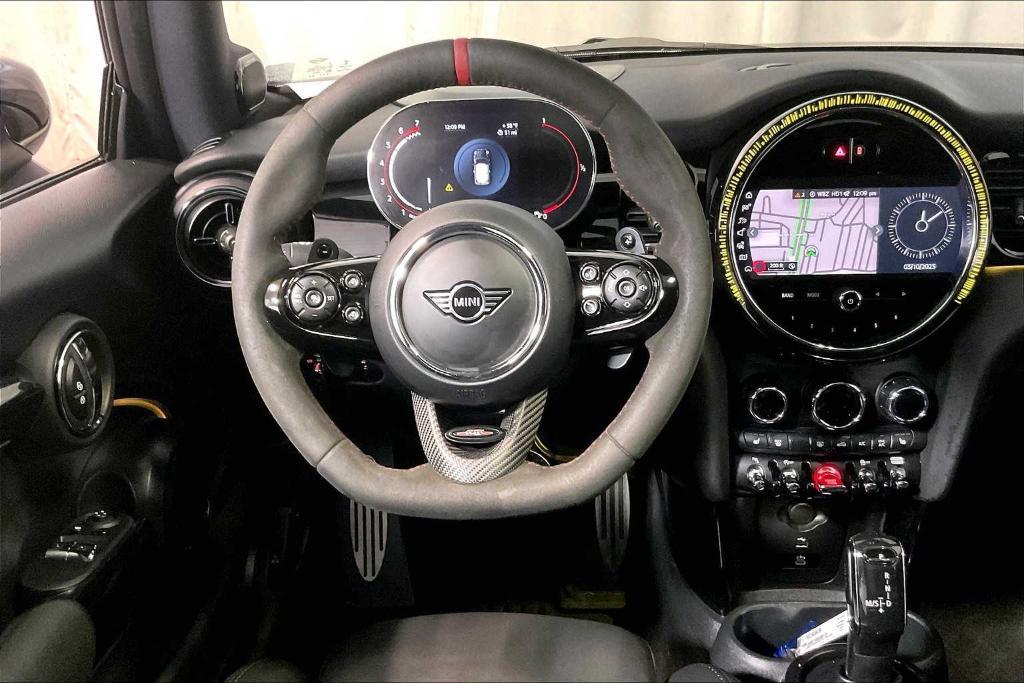 used 2023 MINI Hardtop car, priced at $32,495