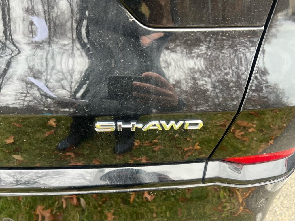 used 2023 Acura MDX car, priced at $43,200