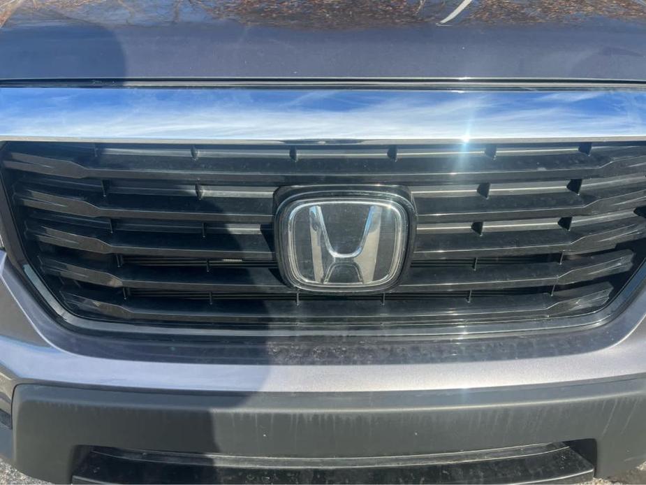 used 2022 Honda Ridgeline car, priced at $38,977