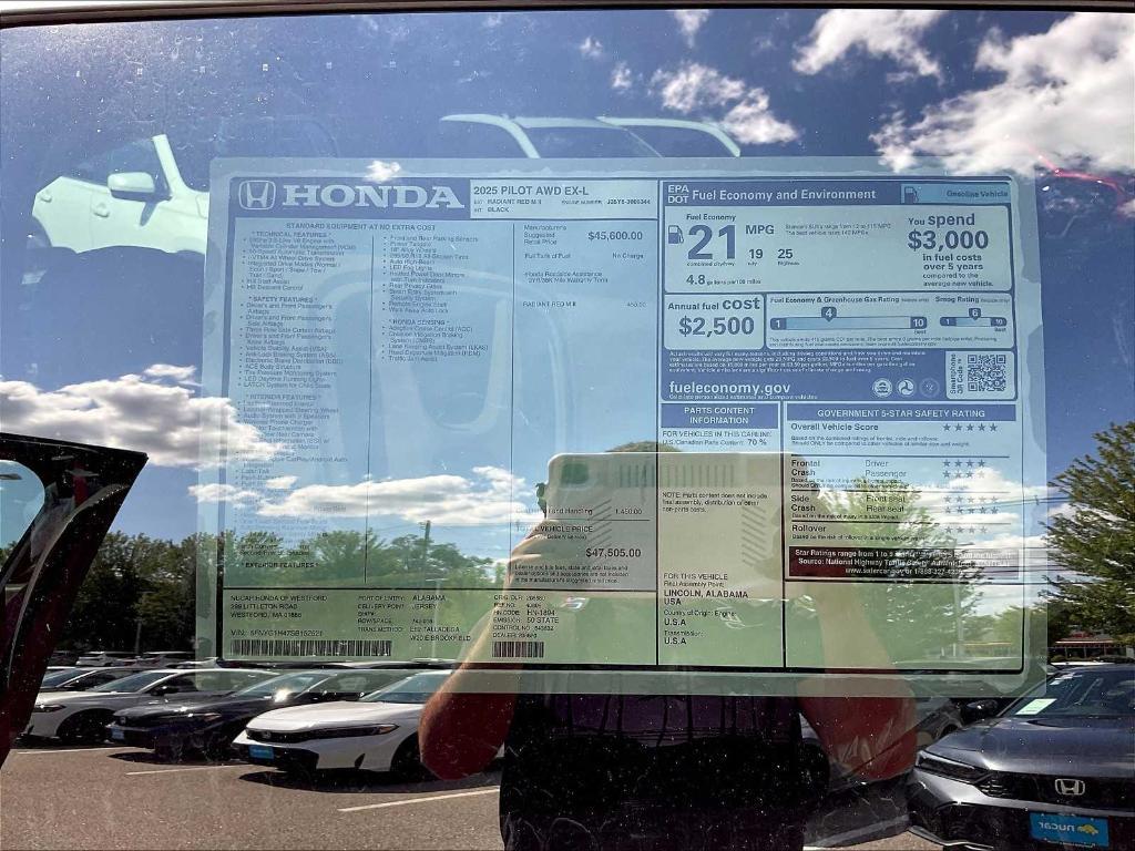 new 2025 Honda Pilot car, priced at $47,505