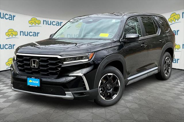 new 2025 Honda Pilot car, priced at $49,345