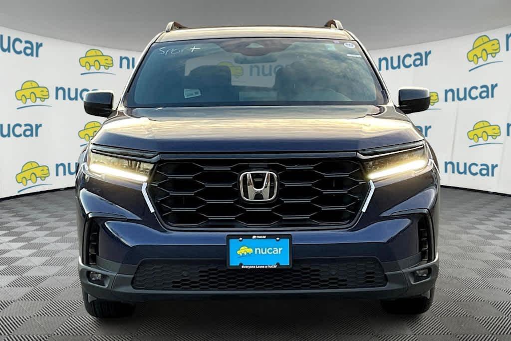 new 2025 Honda Pilot car, priced at $43,750