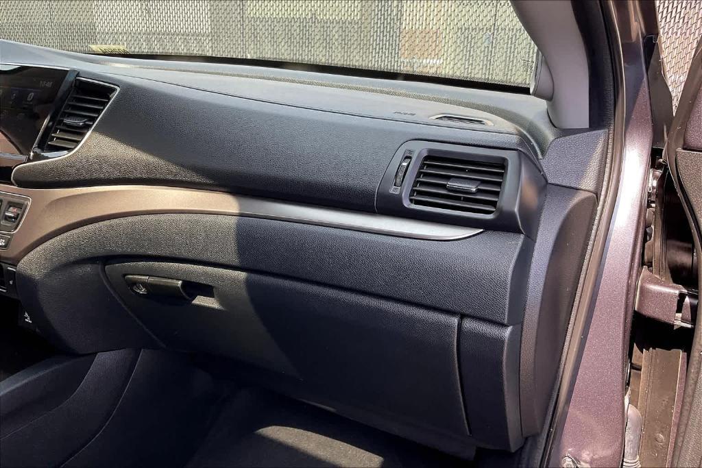 used 2022 Honda Pilot car, priced at $31,995