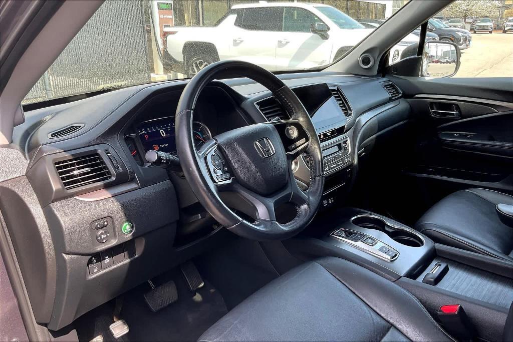 used 2022 Honda Pilot car, priced at $31,995