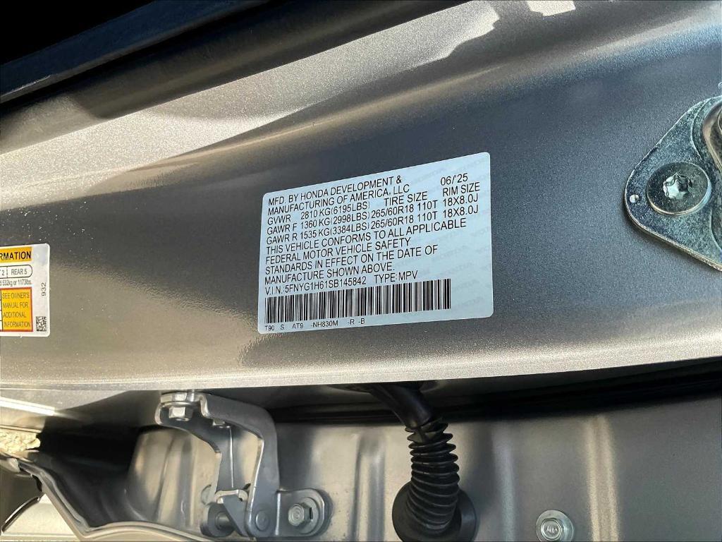 new 2025 Honda Pilot car, priced at $50,850