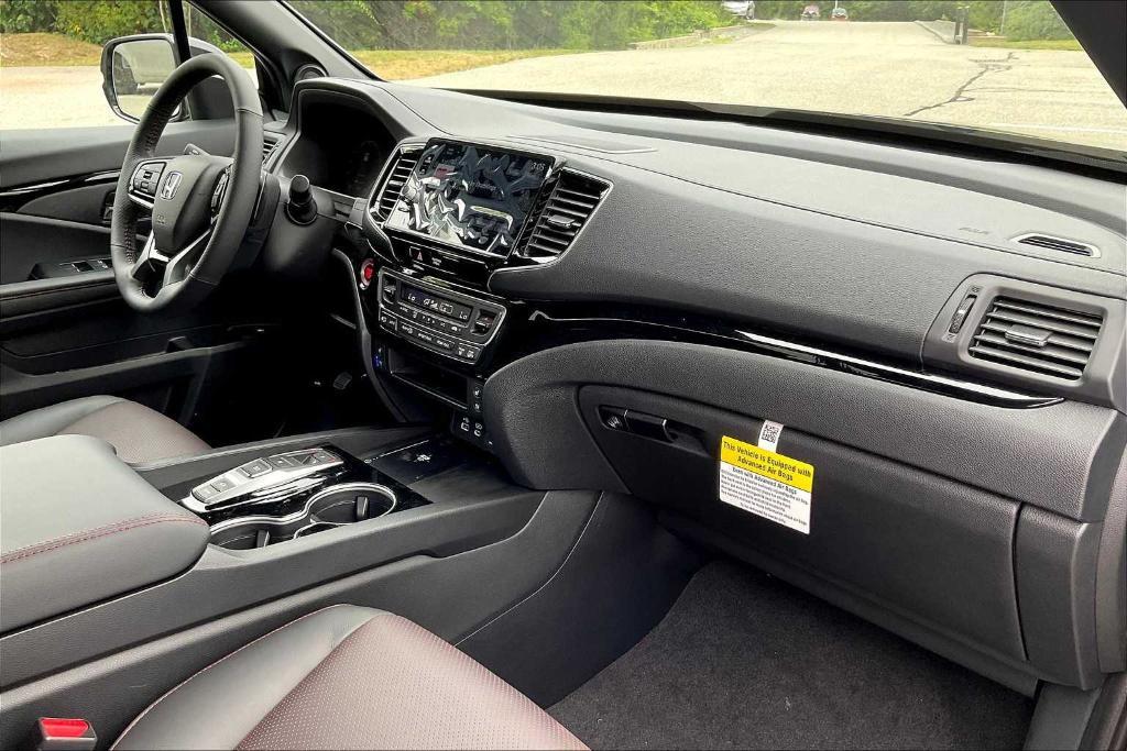 new 2025 Honda Ridgeline car, priced at $48,450