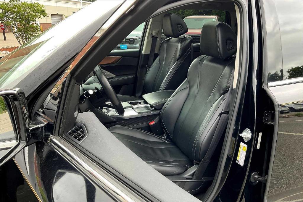 used 2022 Acura MDX car, priced at $39,731