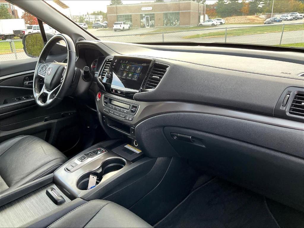 used 2022 Honda Pilot car, priced at $30,288