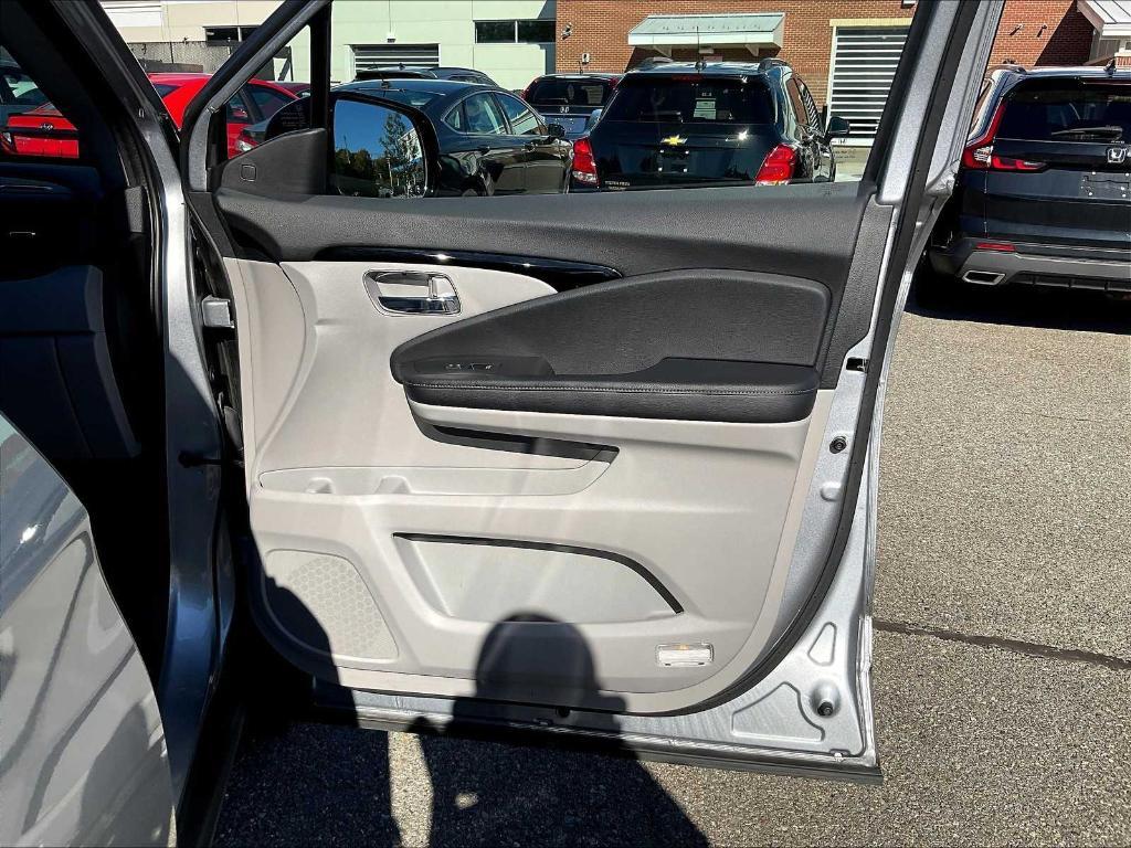 used 2019 Honda Ridgeline car, priced at $23,992