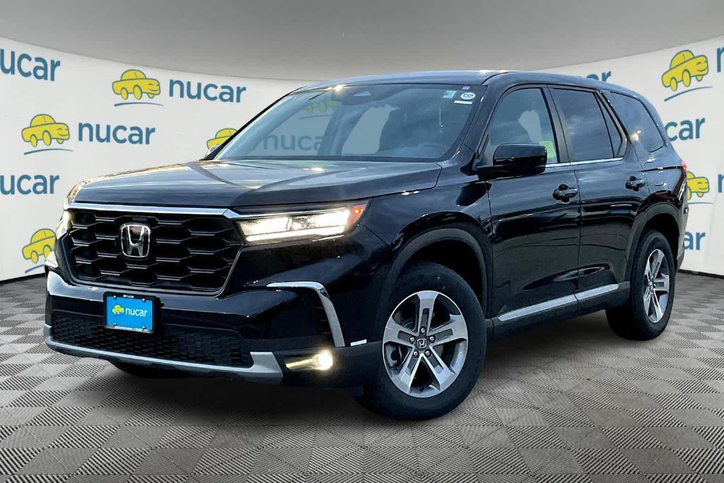 new 2025 Honda Pilot car, priced at $46,995