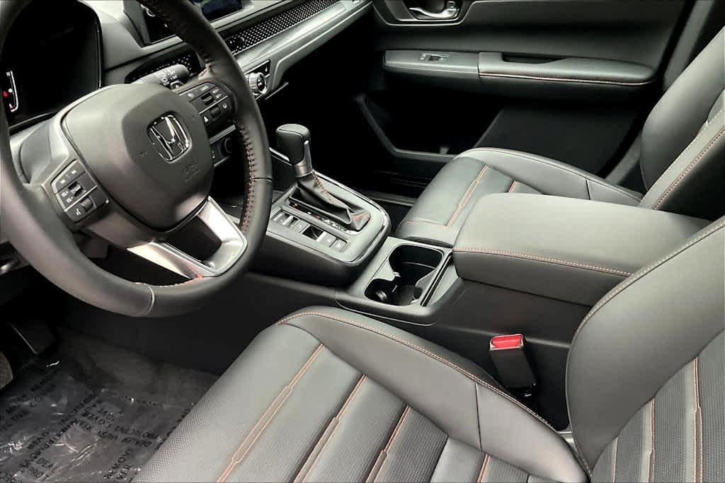 new 2026 Honda CR-V Hybrid car, priced at $42,075