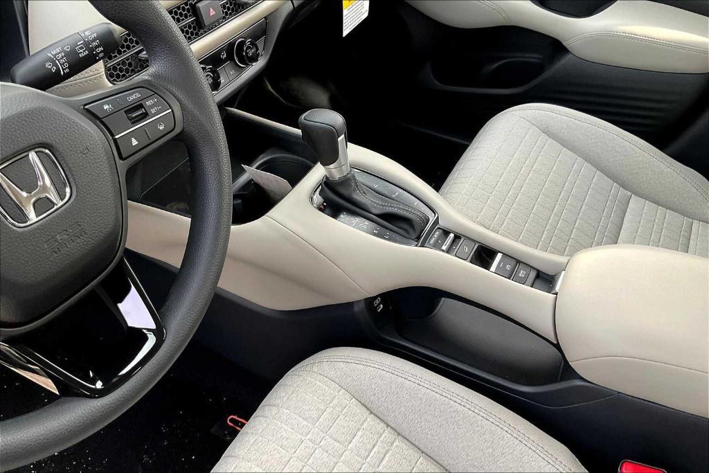 new 2025 Honda HR-V car, priced at $28,750