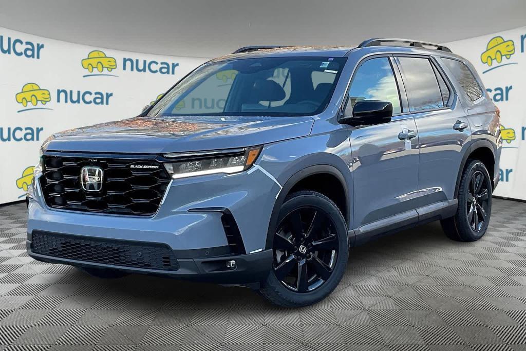 new 2025 Honda Pilot car, priced at $53,640