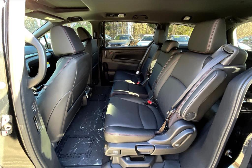 new 2025 Honda Odyssey car, priced at $45,415