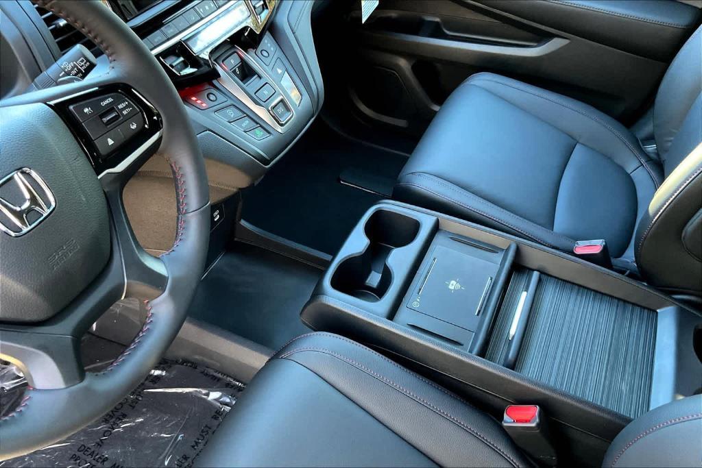 new 2025 Honda Odyssey car, priced at $45,415