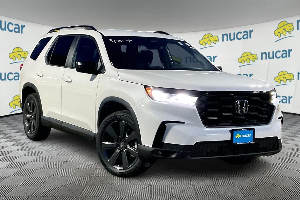 new 2025 Honda Pilot car, priced at $44,150