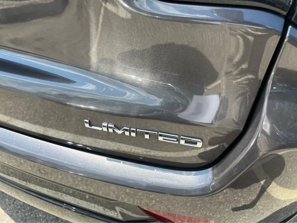 used 2022 Jeep Compass car, priced at $23,237