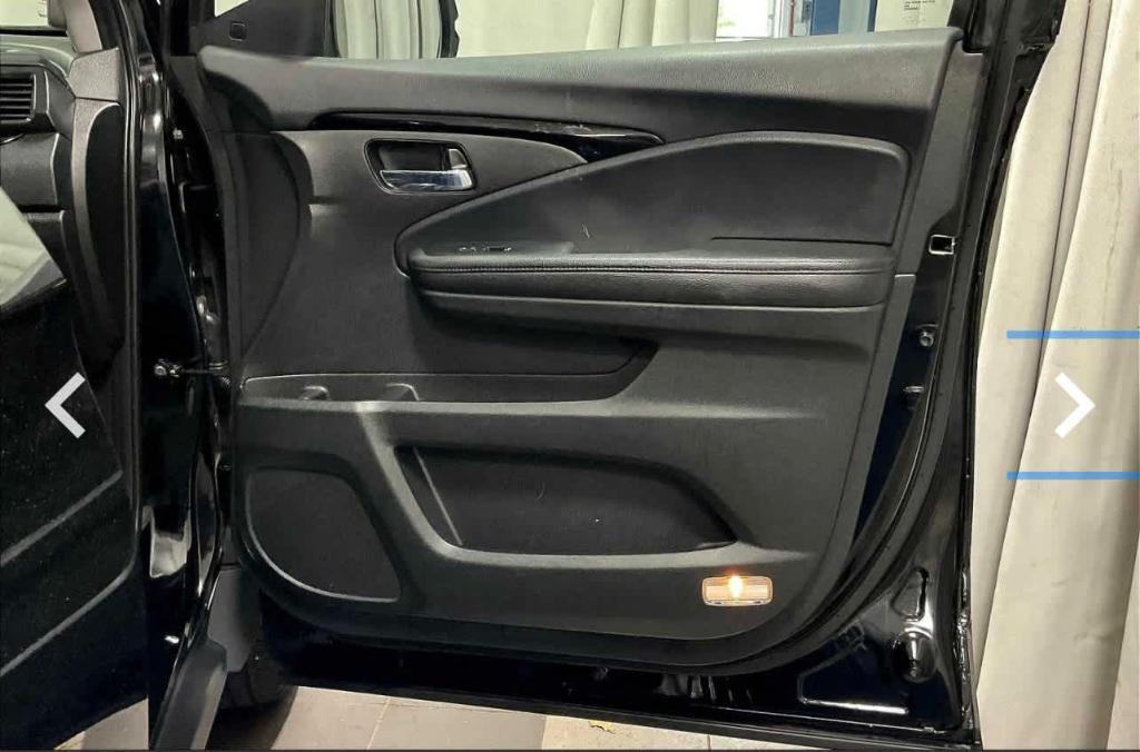 used 2022 Honda Pilot car, priced at $35,969