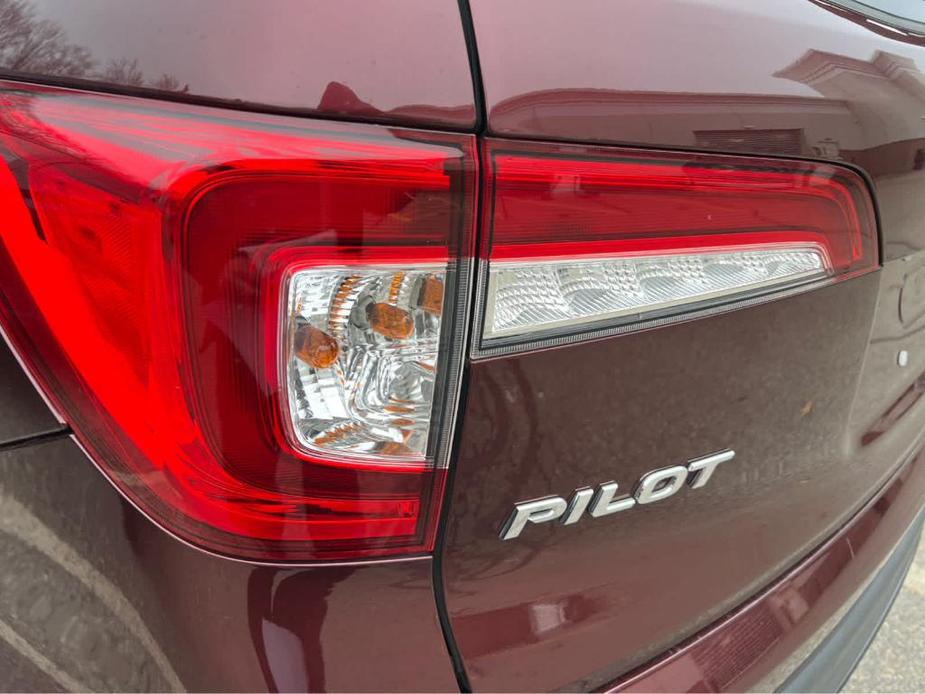 used 2022 Honda Pilot car, priced at $33,277