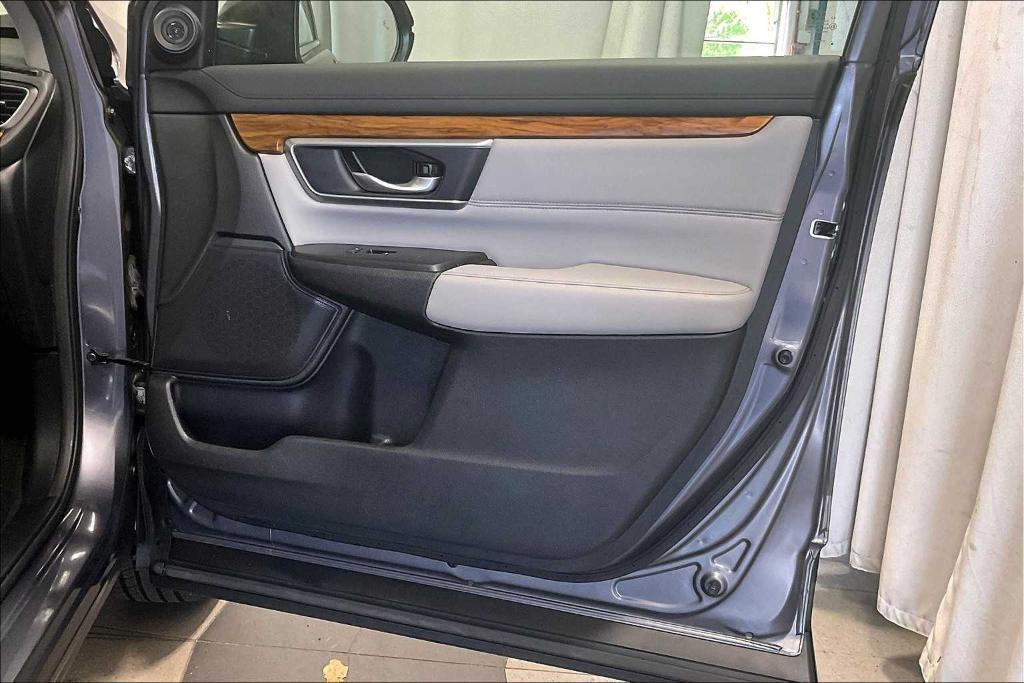 used 2017 Honda CR-V car
