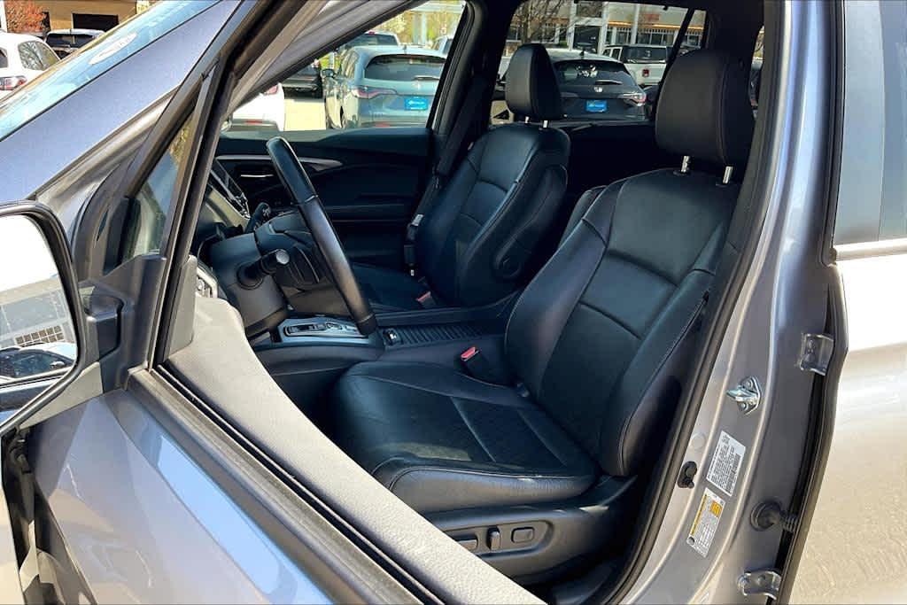 used 2021 Honda Passport car, priced at $30,995