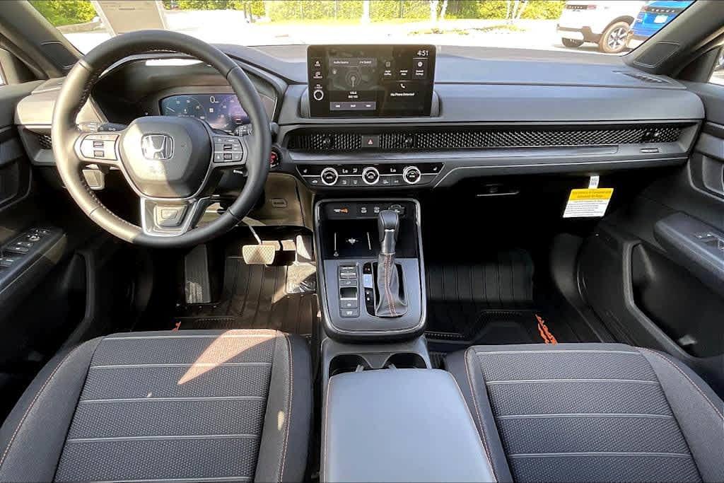 new 2026 Honda CR-V Hybrid car, priced at $40,250
