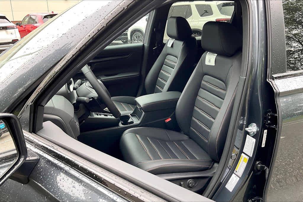 new 2026 Honda CR-V Hybrid car, priced at $41,675