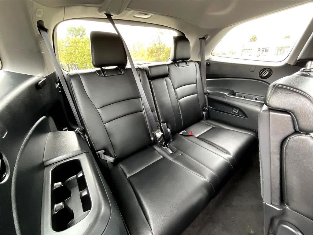 used 2022 Honda Pilot car, priced at $34,900