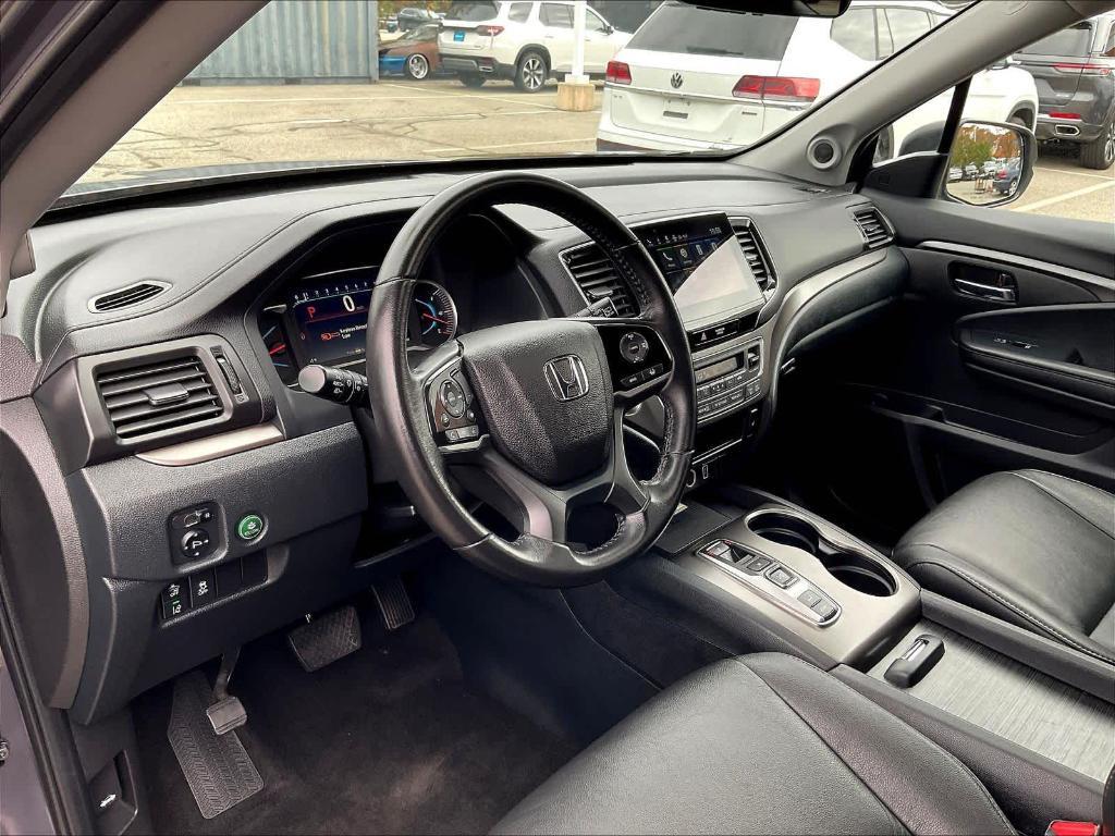 used 2022 Honda Pilot car, priced at $34,900