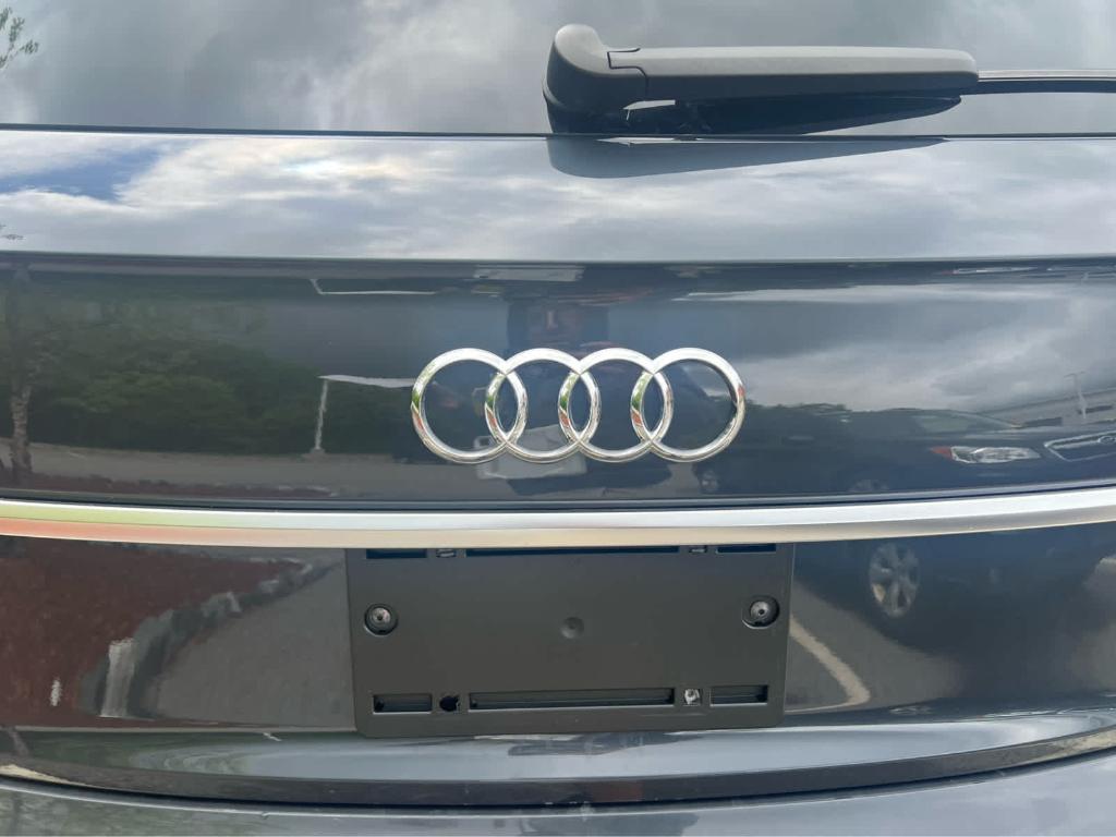 used 2021 Audi Q5 car, priced at $27,134