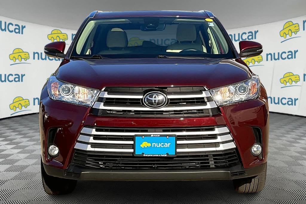 used 2019 Toyota Highlander car, priced at $25,277