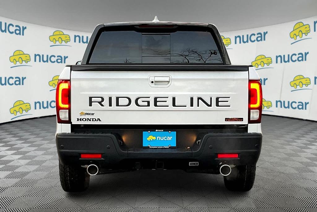 new 2025 Honda Ridgeline car, priced at $44,388