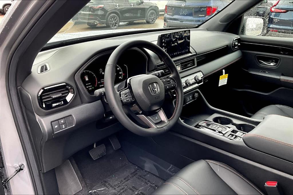 new 2025 Honda Pilot car, priced at $50,850