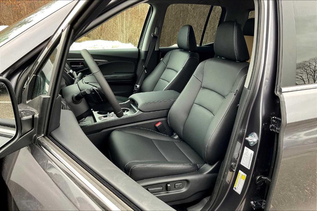 new 2025 Honda Ridgeline car, priced at $46,830