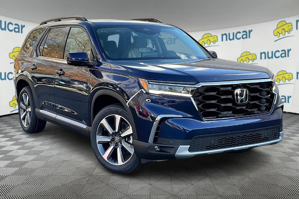 new 2025 Honda Pilot car, priced at $54,475