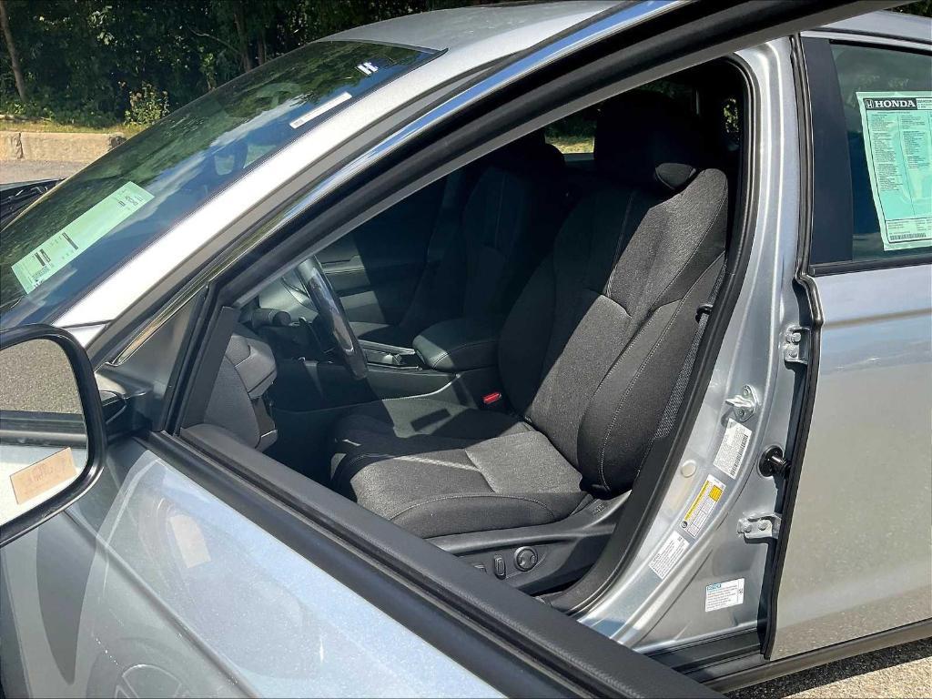 new 2025 Honda Accord Hybrid car, priced at $34,805