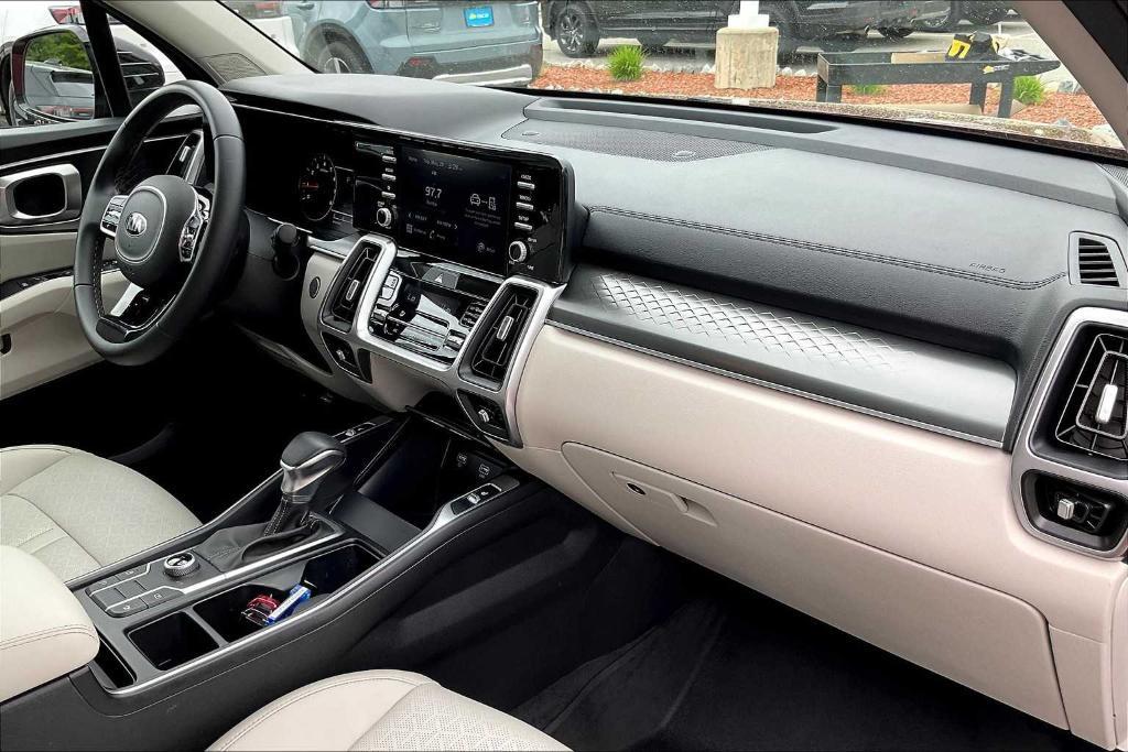 used 2021 Kia Sorento car, priced at $25,589