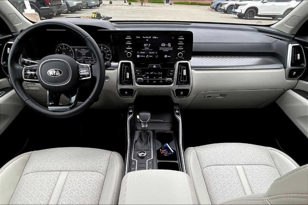 used 2021 Kia Sorento car, priced at $25,589