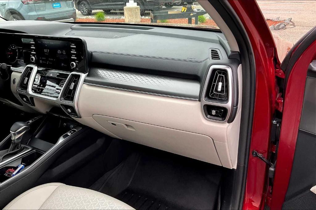 used 2021 Kia Sorento car, priced at $25,589