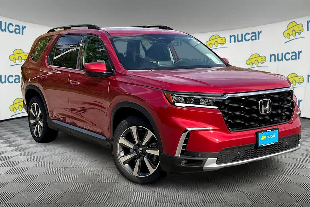 new 2025 Honda Pilot car, priced at $54,985