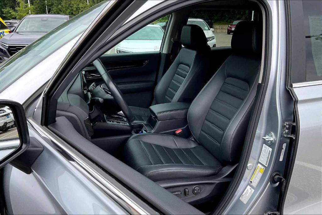 used 2023 Honda CR-V car, priced at $33,658