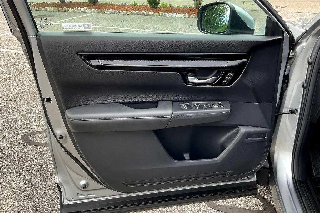 used 2023 Honda CR-V car, priced at $33,658