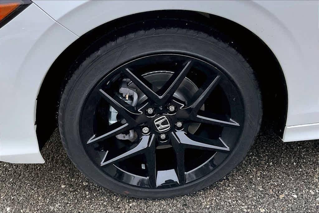 new 2026 Honda Civic Hybrid car, priced at $30,945