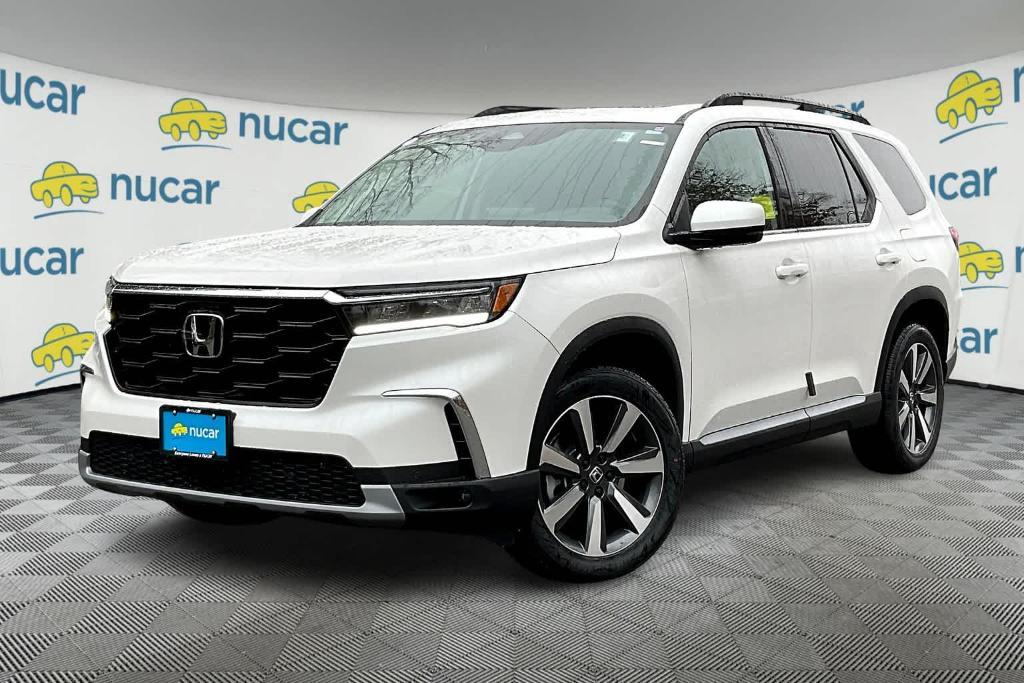 new 2025 Honda Pilot car, priced at $52,440