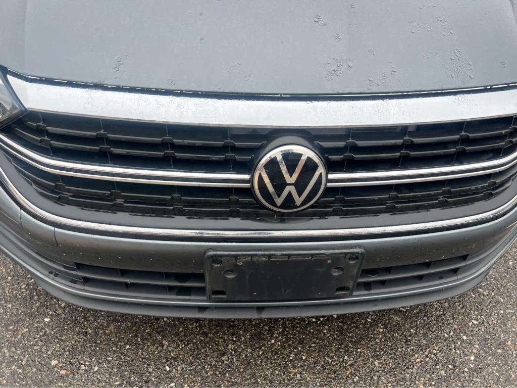 used 2023 Volkswagen Jetta car, priced at $19,343