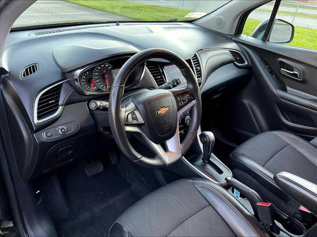 used 2022 Chevrolet Trax car, priced at $21,236