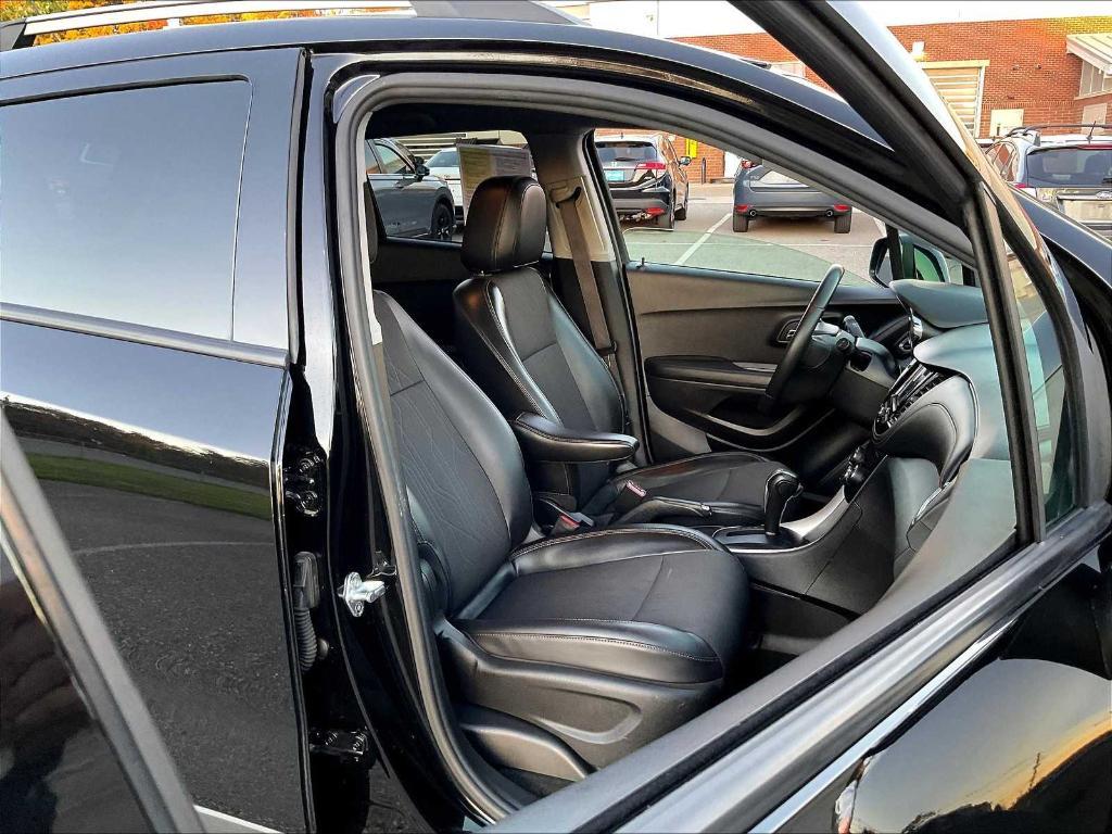 used 2022 Chevrolet Trax car, priced at $21,236