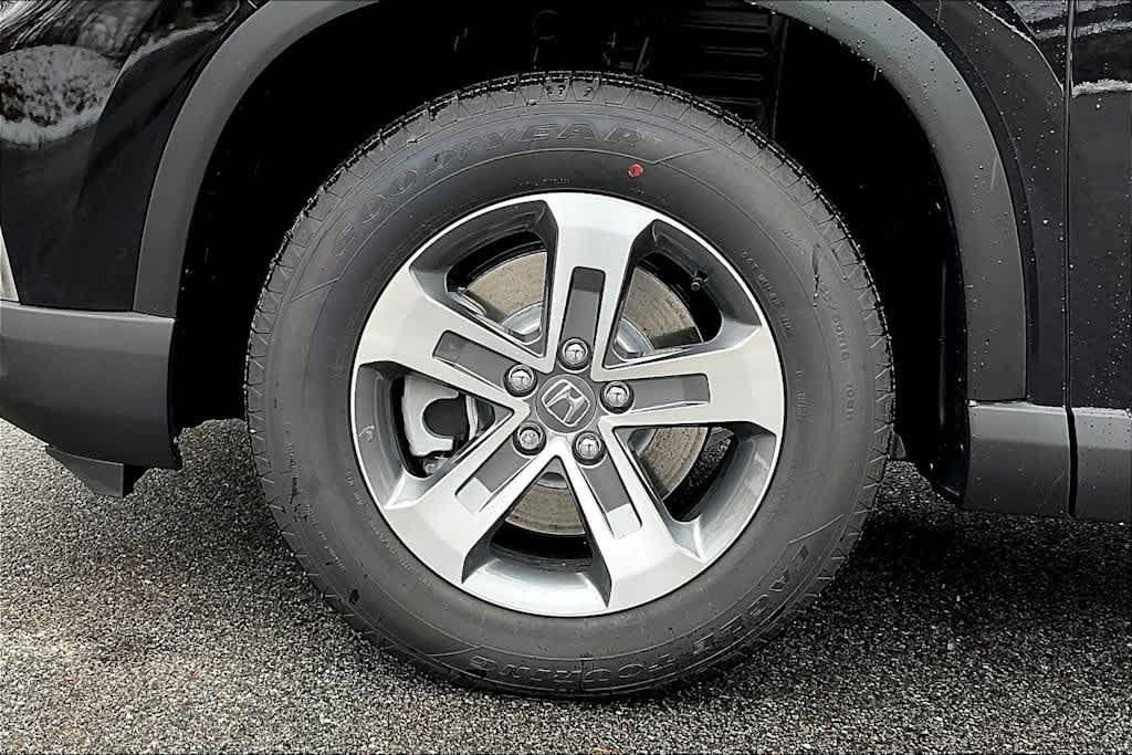 new 2025 Honda Pilot car, priced at $47,095